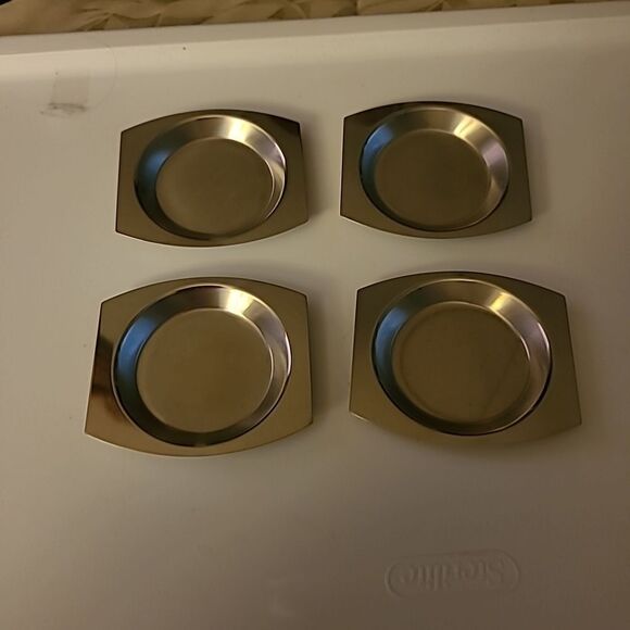 1967 Coaster / Ashtray Set - Picture 3 of 5